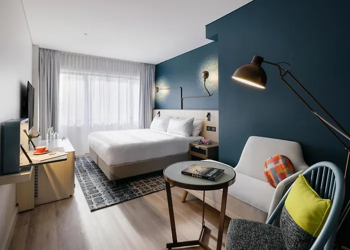 Premium Queen Room
